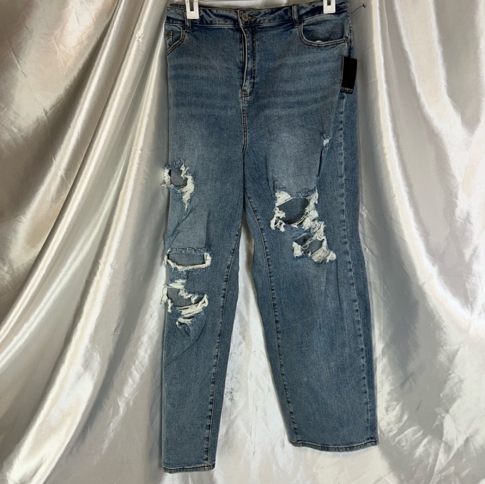Eloquii Medium Wash Distressed Jeans, Size 18. NWT